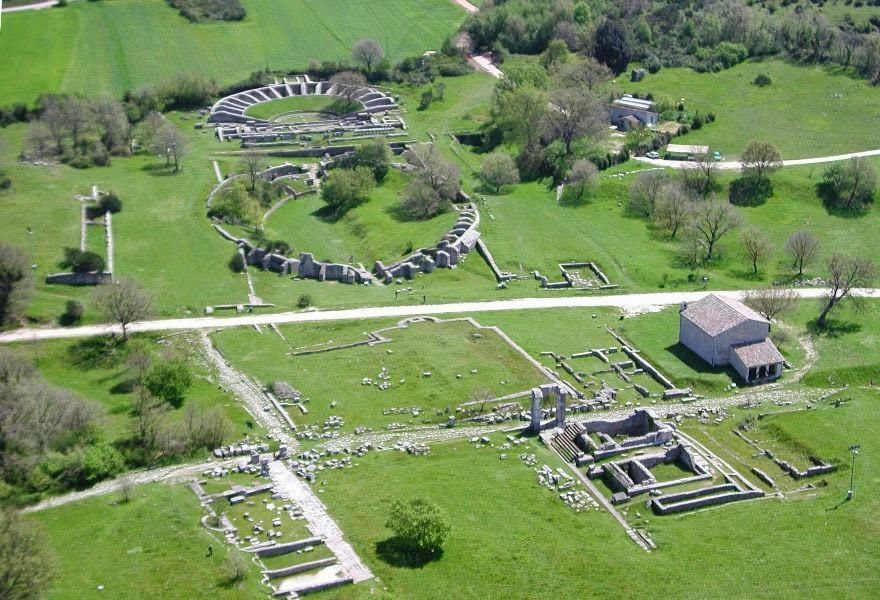 Tra Terni e San Gemini, il museo ternano a cielo aperto si chiama Carsulae.